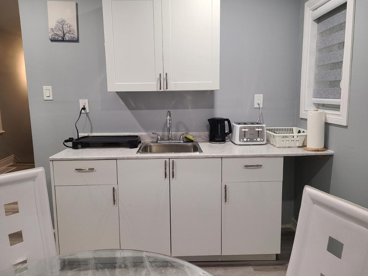 Downtown Ottawa Spacious Room Accommodation المظهر الخارجي الصورة
