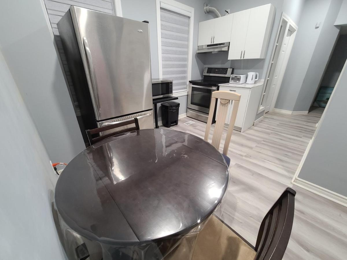 Downtown Ottawa Spacious Room Accommodation المظهر الخارجي الصورة