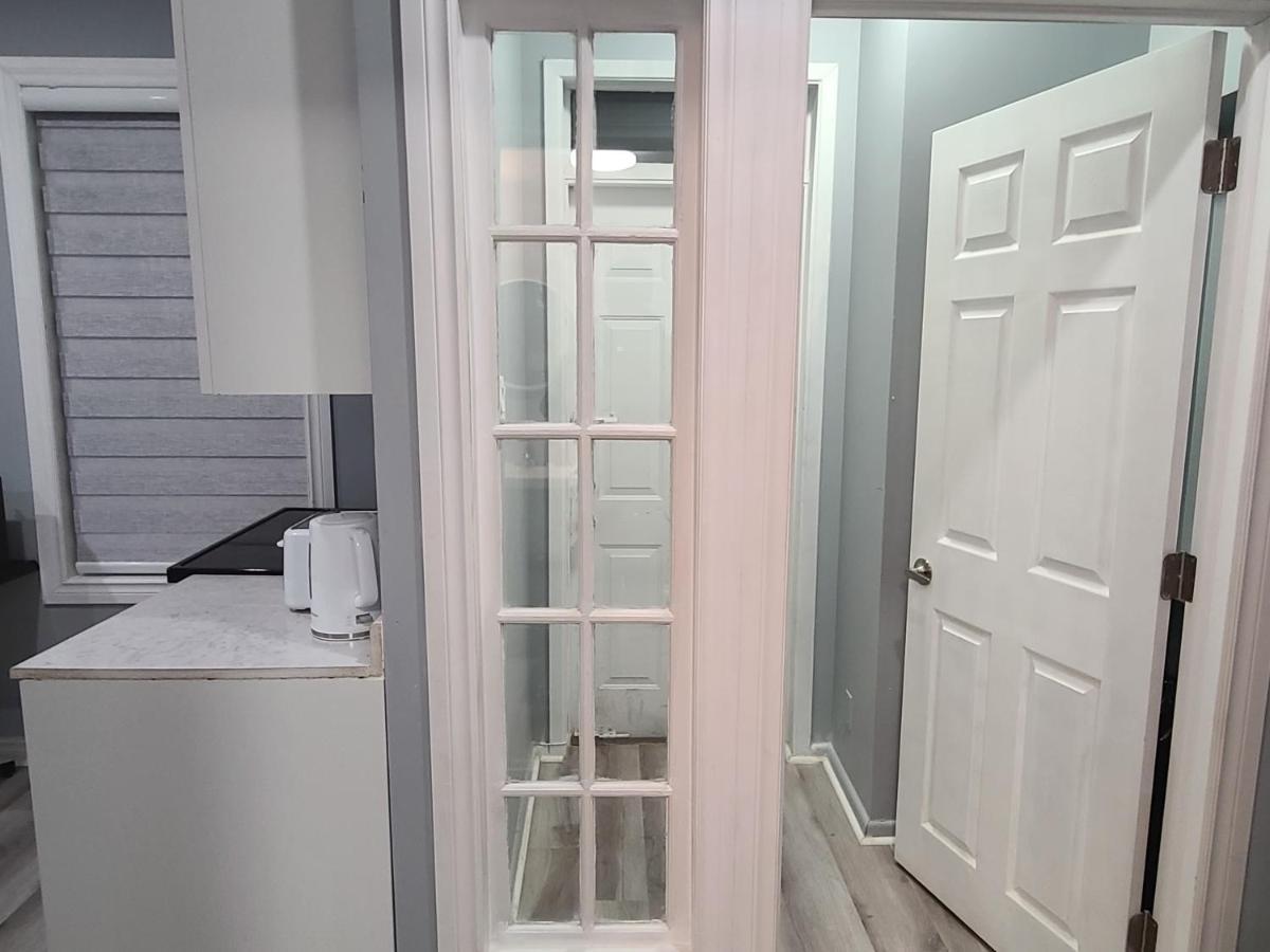 Downtown Ottawa Spacious Room Accommodation المظهر الخارجي الصورة