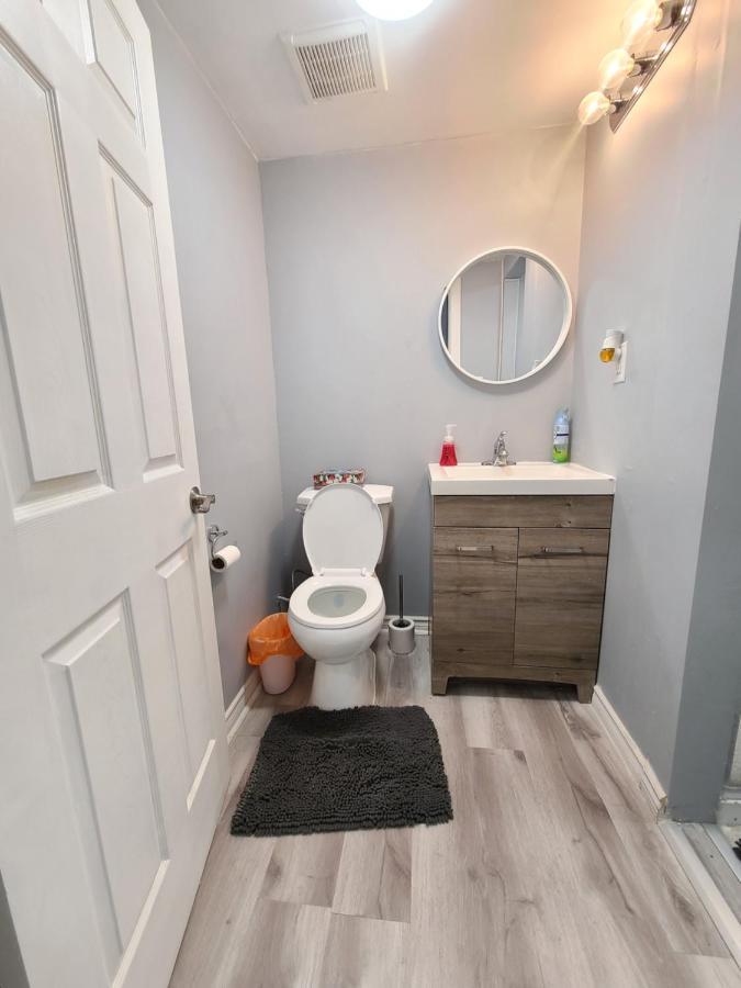 Downtown Ottawa Spacious Room Accommodation المظهر الخارجي الصورة